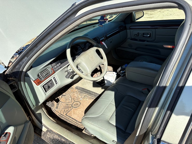#118-•-1997-cadillac-deville-(wi-title)-image-16