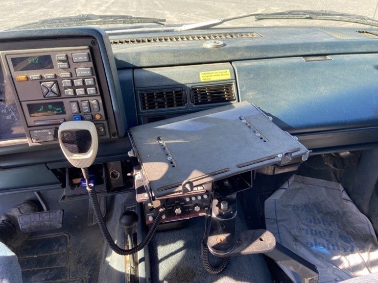 1994-chevrolet-suburban-image-11