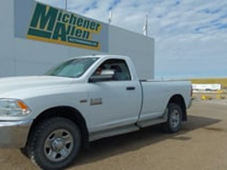2016-ram-tradesman-image-5
