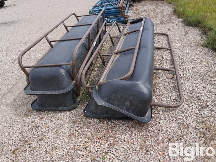 poly-feed-bunks-image-8