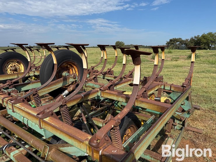 john-deere-1010-image-20