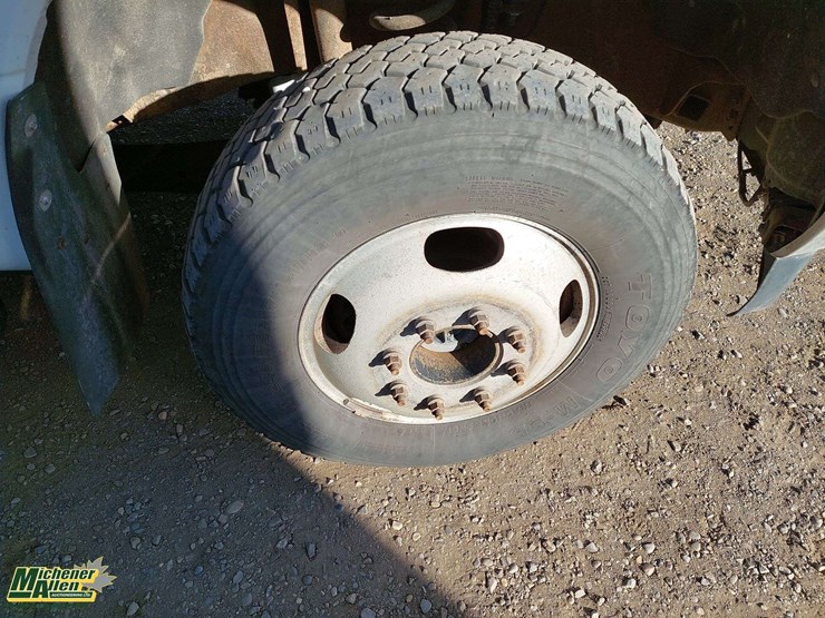2017-ford-f350-image-21