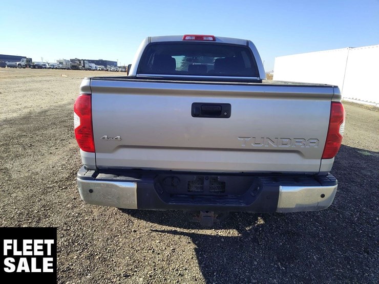 2017-toyota-tundra-image-21