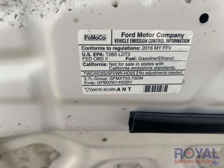 2016-ford-explorer-image-9