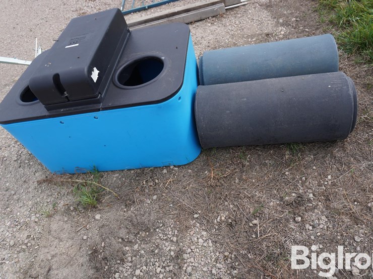 mirafount-e-fount-3390-two-hole-waterer-w/thermal-heat-tubes-image-4