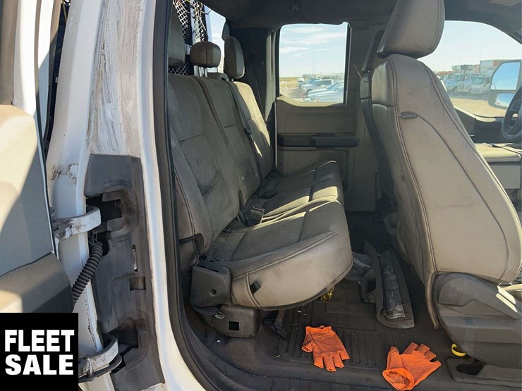 2020-ford-f550-image-17