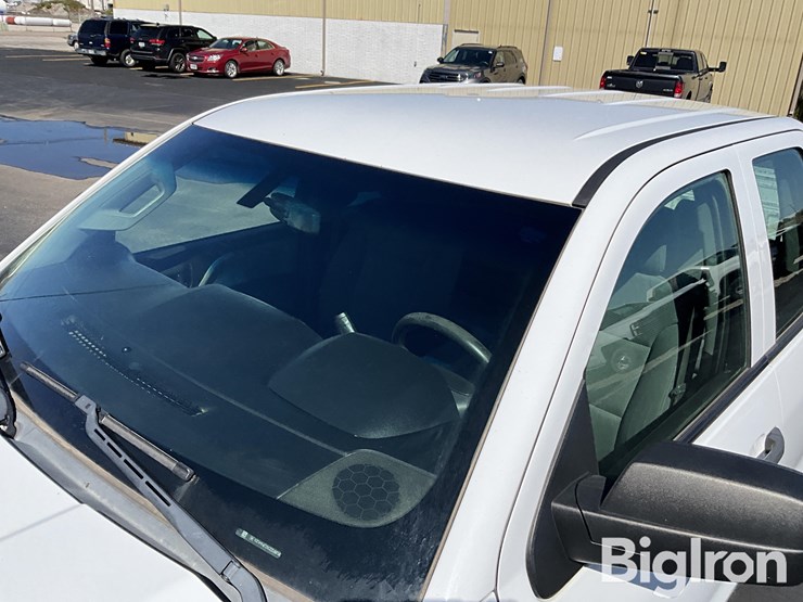 2016-chevrolet-silverado-1500-image-11