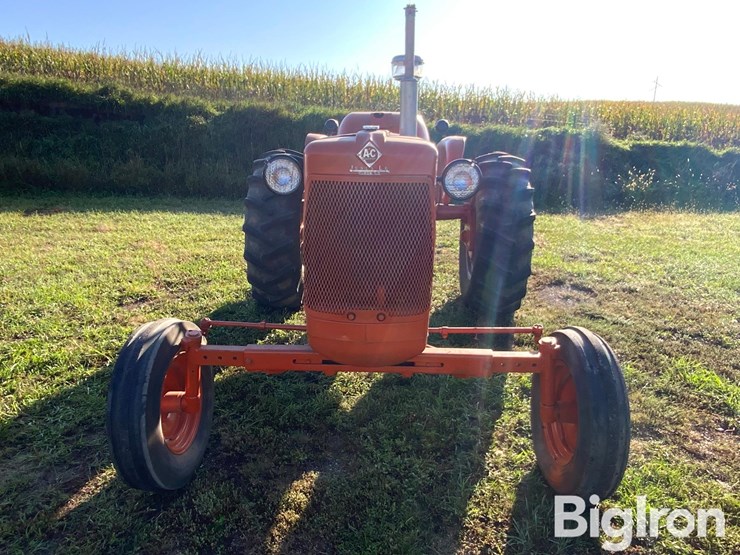1959-allis-chalmers-d17-image-2