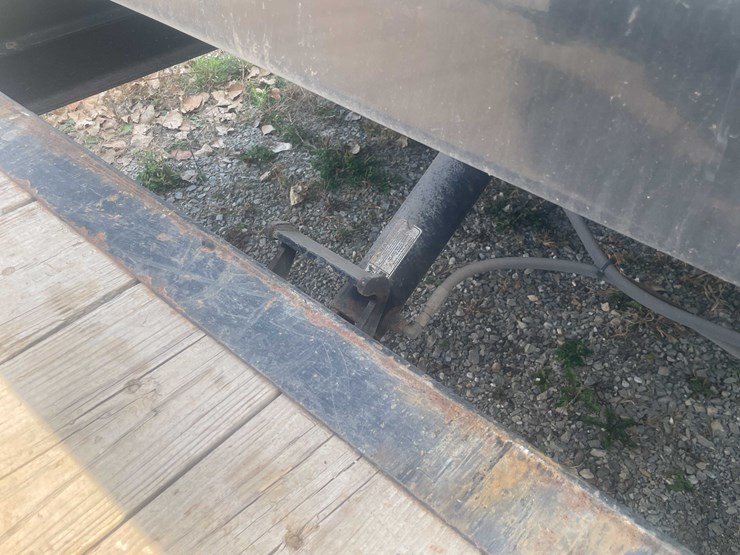 #8618-•-2021-pj-20'-tilt-deck-equipment-trailer-(has-wi-title)-(aps)-image-77
