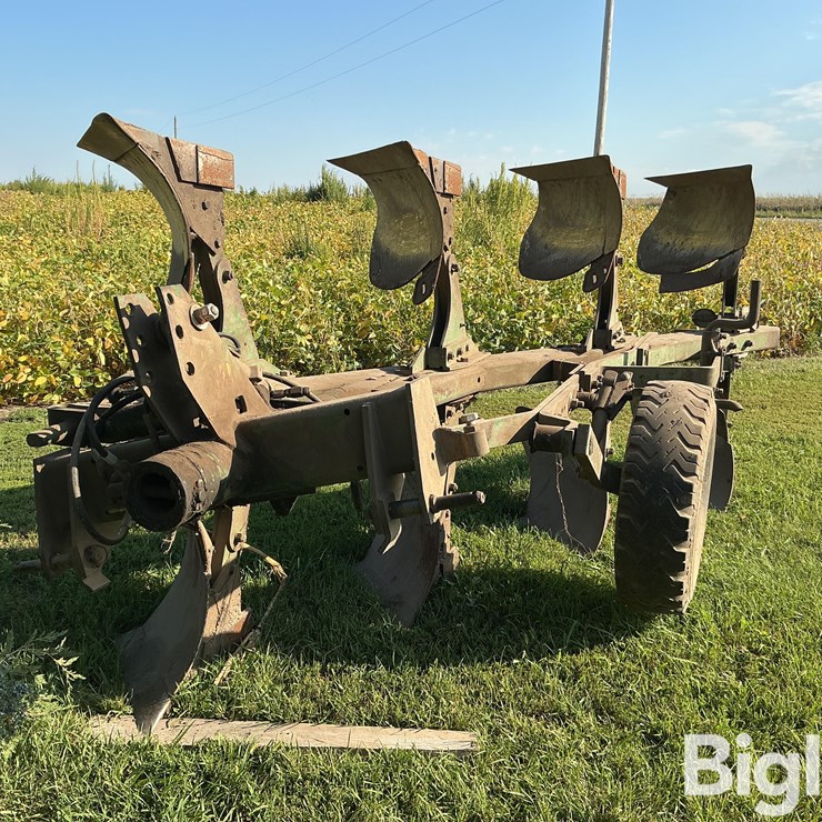 John Deere Rollover Plow
