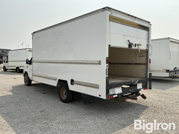 ford-e350-image-7