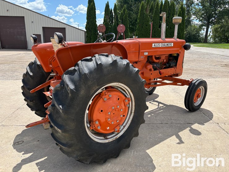 1960-allis-chalmers-d17-image-5