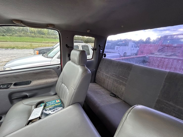 1997-dodge-1500-image-10