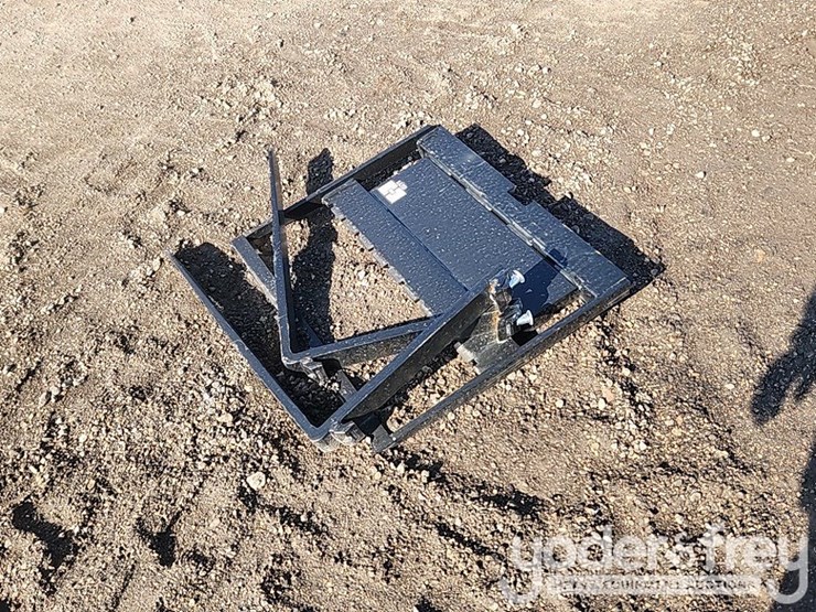 unused-2025-giyi-36"-forks-to-suit-mini-skidsteer-image-5