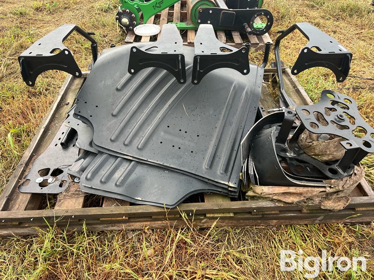 john-deere-r4038-image-4
