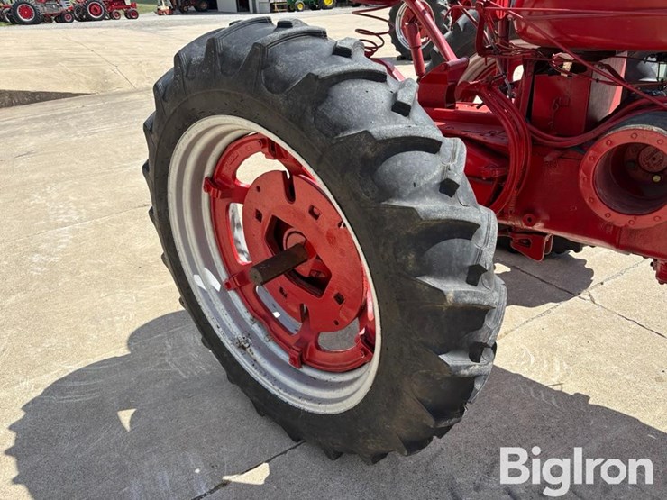 1949-ih-farmall-m-2wd-tractor-image-20