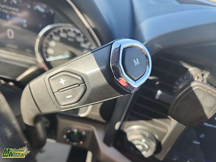 2021-ford-f150-image-10