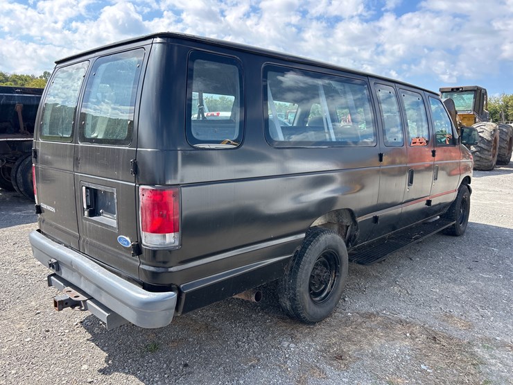 1997-ford-e350-image-6
