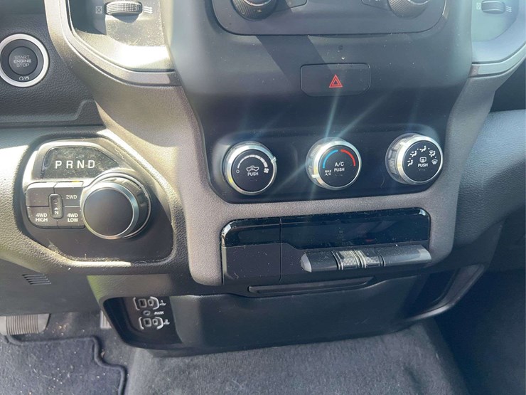 2022-dodge-ram-1500-image-36