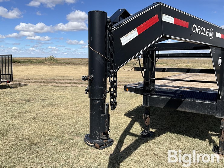2010-circle-m-t/a-gooseneck-flatbed-trailer-image-9