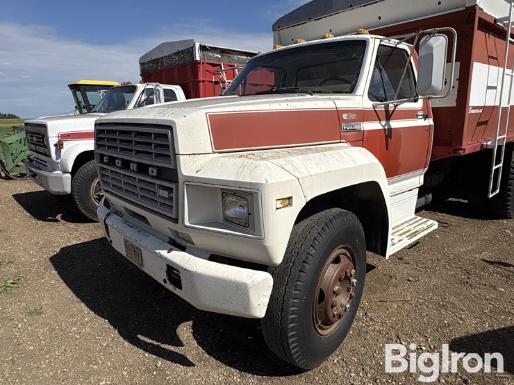 1980-ford-f700-image-9