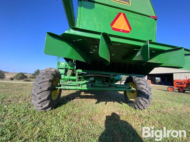1987-john-deere-7720-titan-ii-image-14