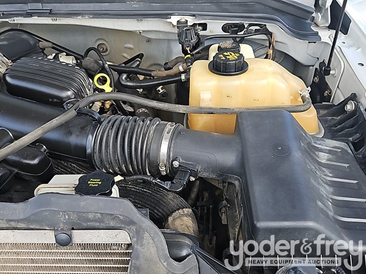 2010-ford-f350-image-21