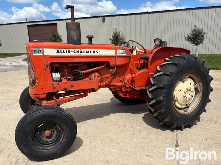 1963-allis-chalmers-d17-image-1