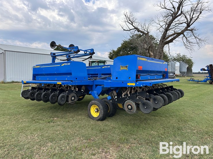2009-landoll-5530-image-7