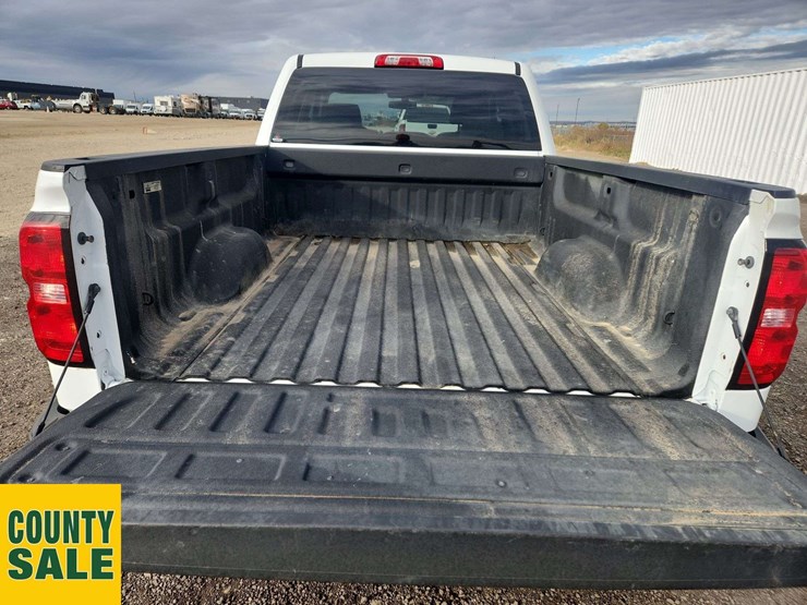 2019-chevrolet-silverado-1500-image-22