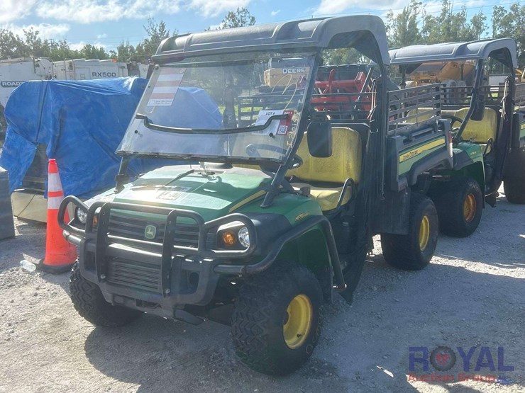 john-deere-hpx615e-gator-4x4-utility-cart-image-1