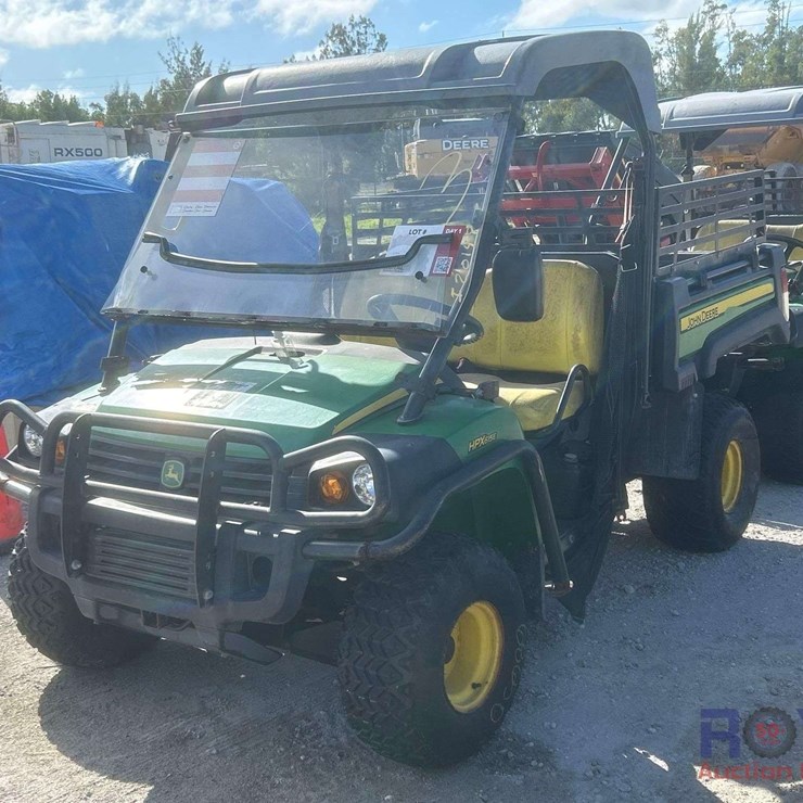 John Deere HPX615E Gator 4x4 Utility Cart