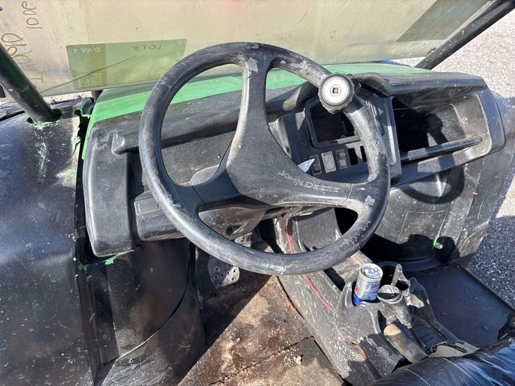 john-deere-gator-image-7