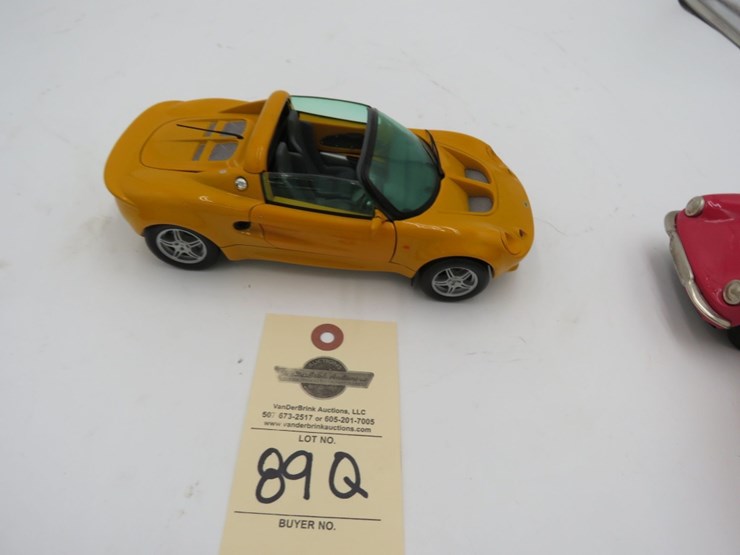 toy-car-grouping-image-4