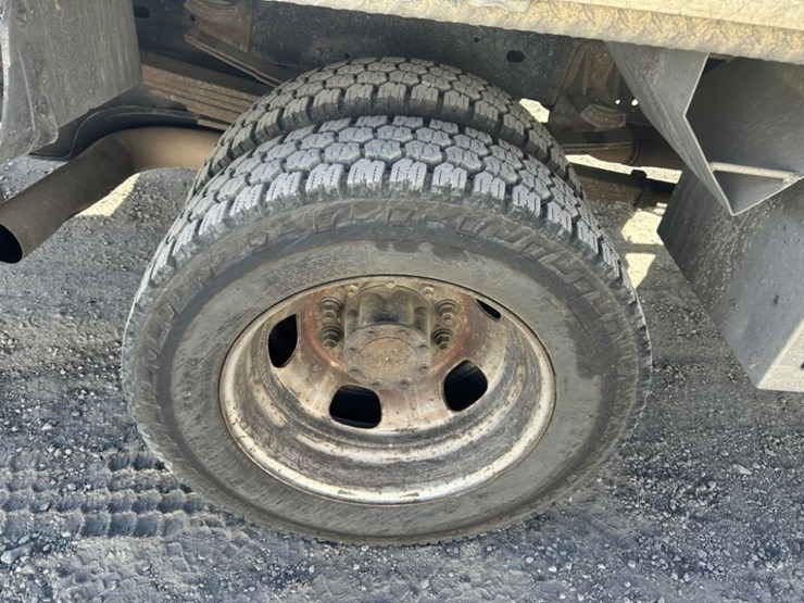 2009-dodge-ram-5500-image-31