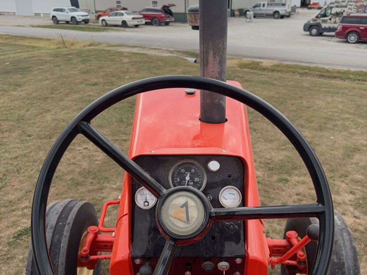 allis-chalmers-220-image-35