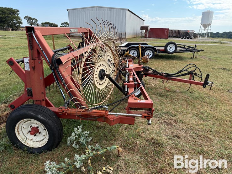 h-&-s-hay-machine-ii-image-4
