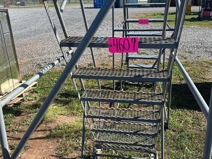 step-ladder-image-6