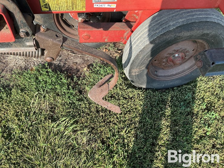 case-ih-4800-image-19