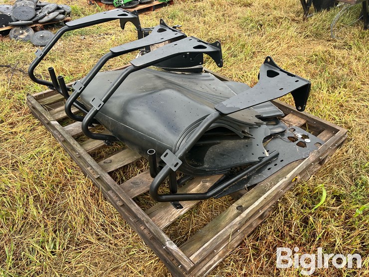 john-deere-r4038-image-7