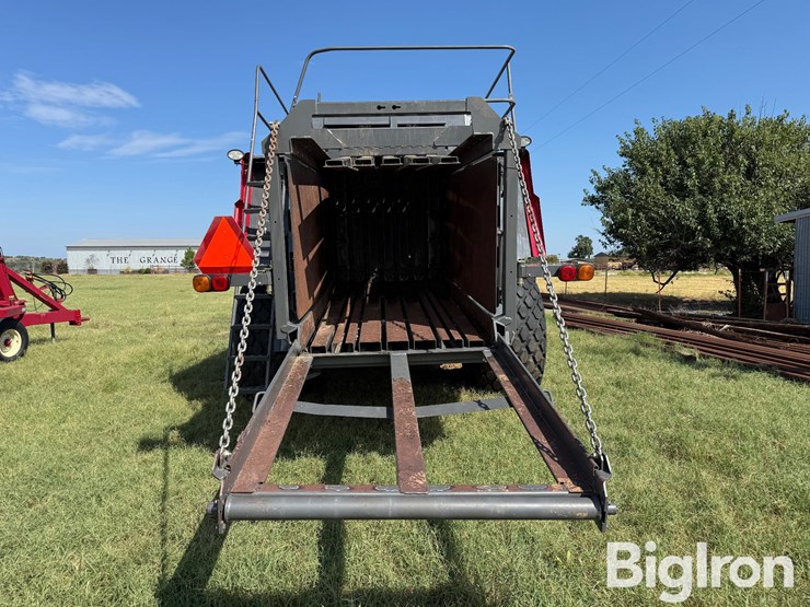 2014-massey-ferguson-2290-image-6