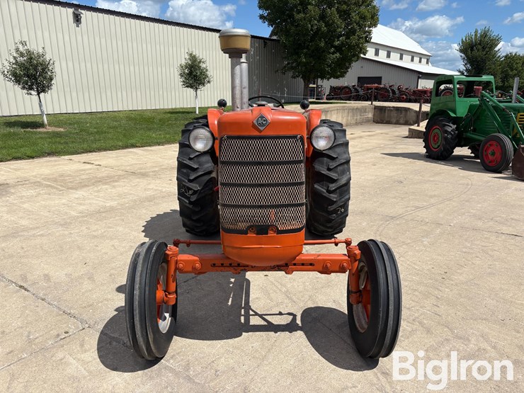1960-allis-chalmers-d17-image-2