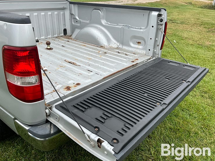 2004-ford-f150-image-16