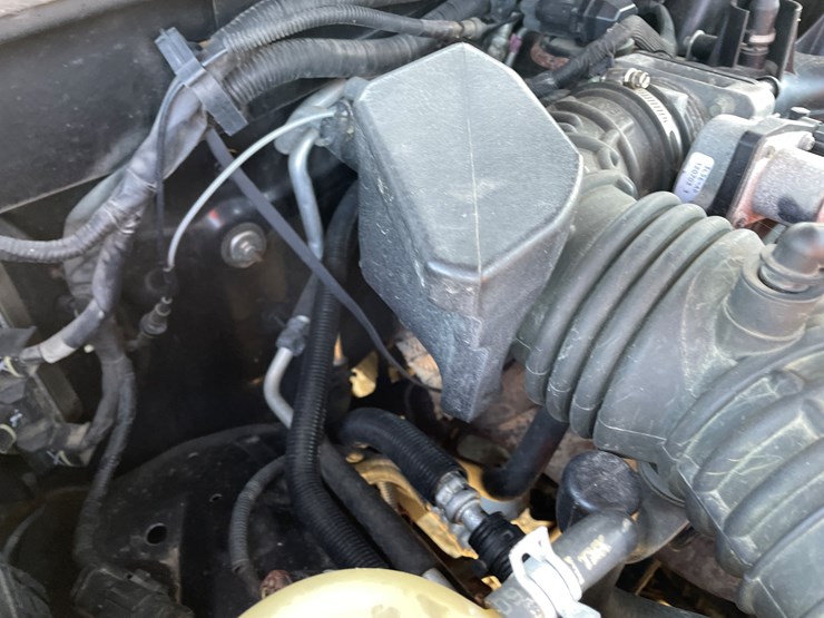 2004-ford-explorer-image-83