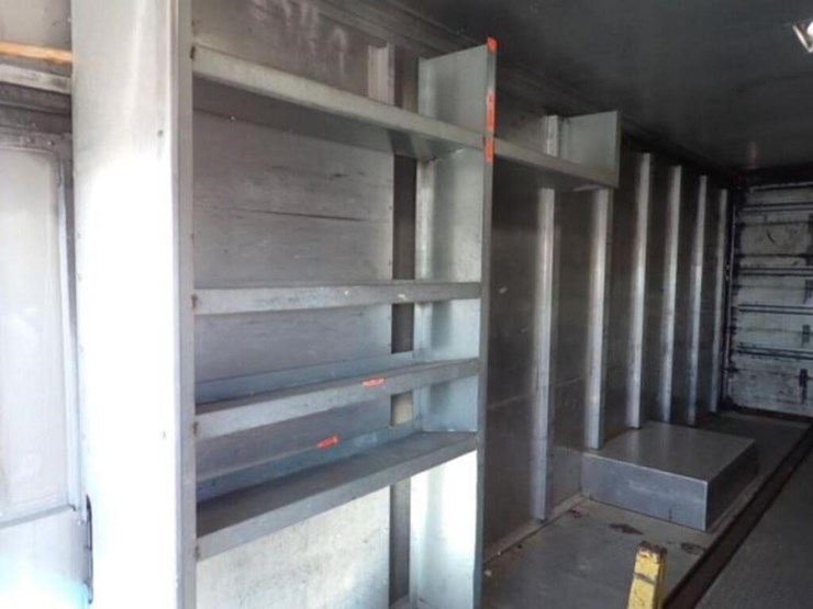 2012-freightliner-mt55-image-23