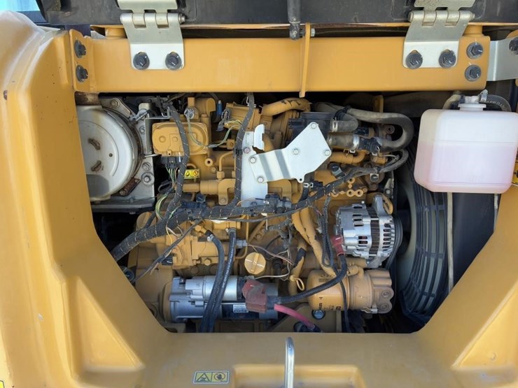 2016-caterpillar-308e2-cr-image-17