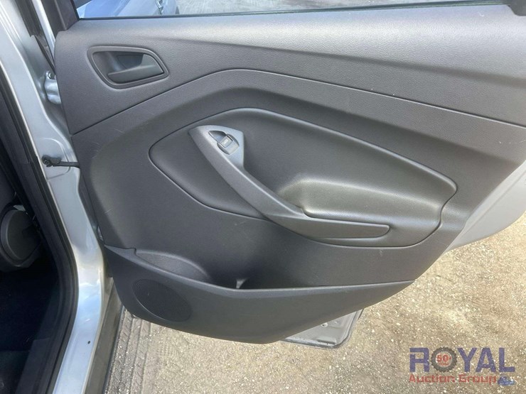 2016-ford-escape-image-24