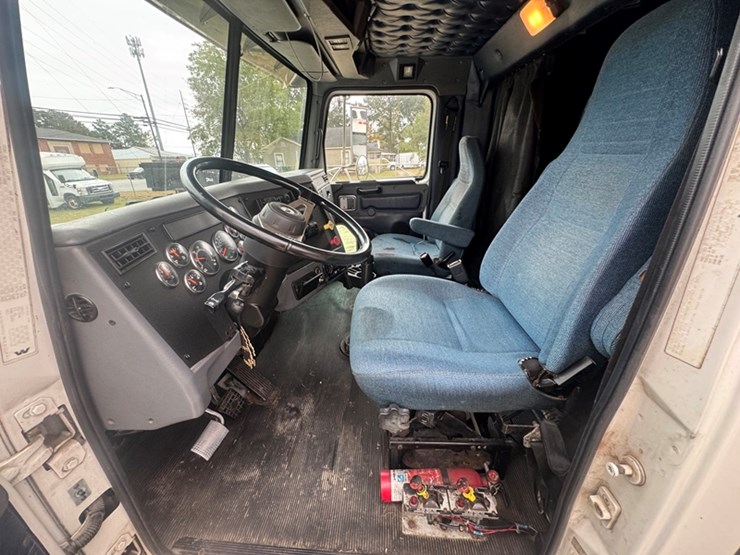 2006-western-star-4900-image-5