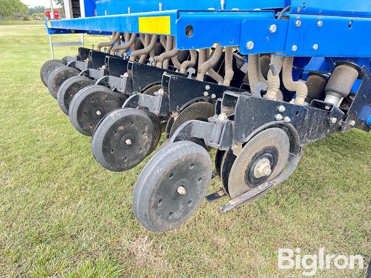 2009-landoll-5530-image-18