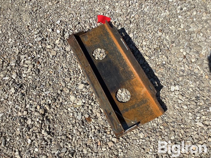 mini-skid-steer-blank-attachment-image-3